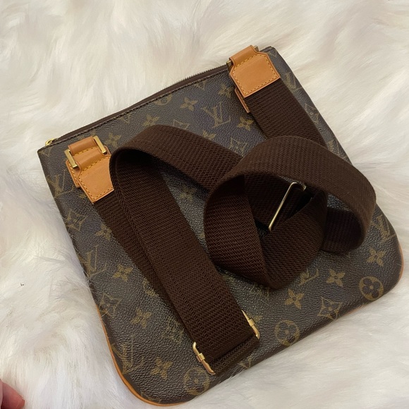 💕Louis Vuitton Pochette Bosphore - Picture 6 of 16